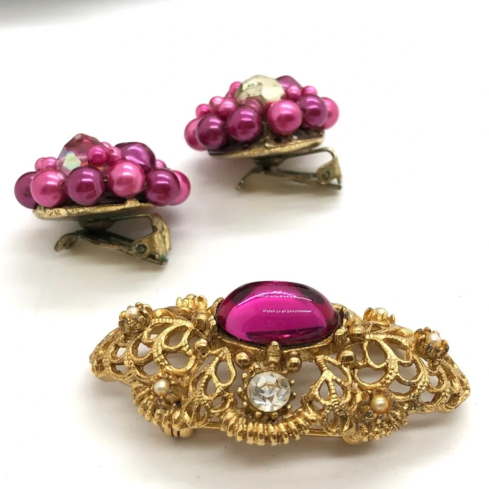 Vintage Pink Rhinestone Brooch & Earrings